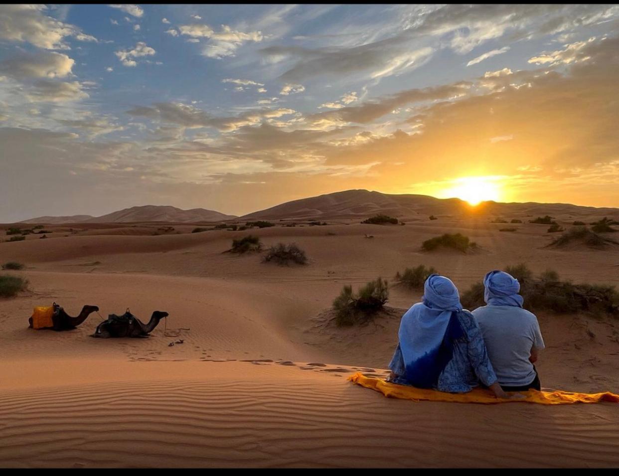 Pueblo Touareg - Private Tents Merzouga Extérieur photo