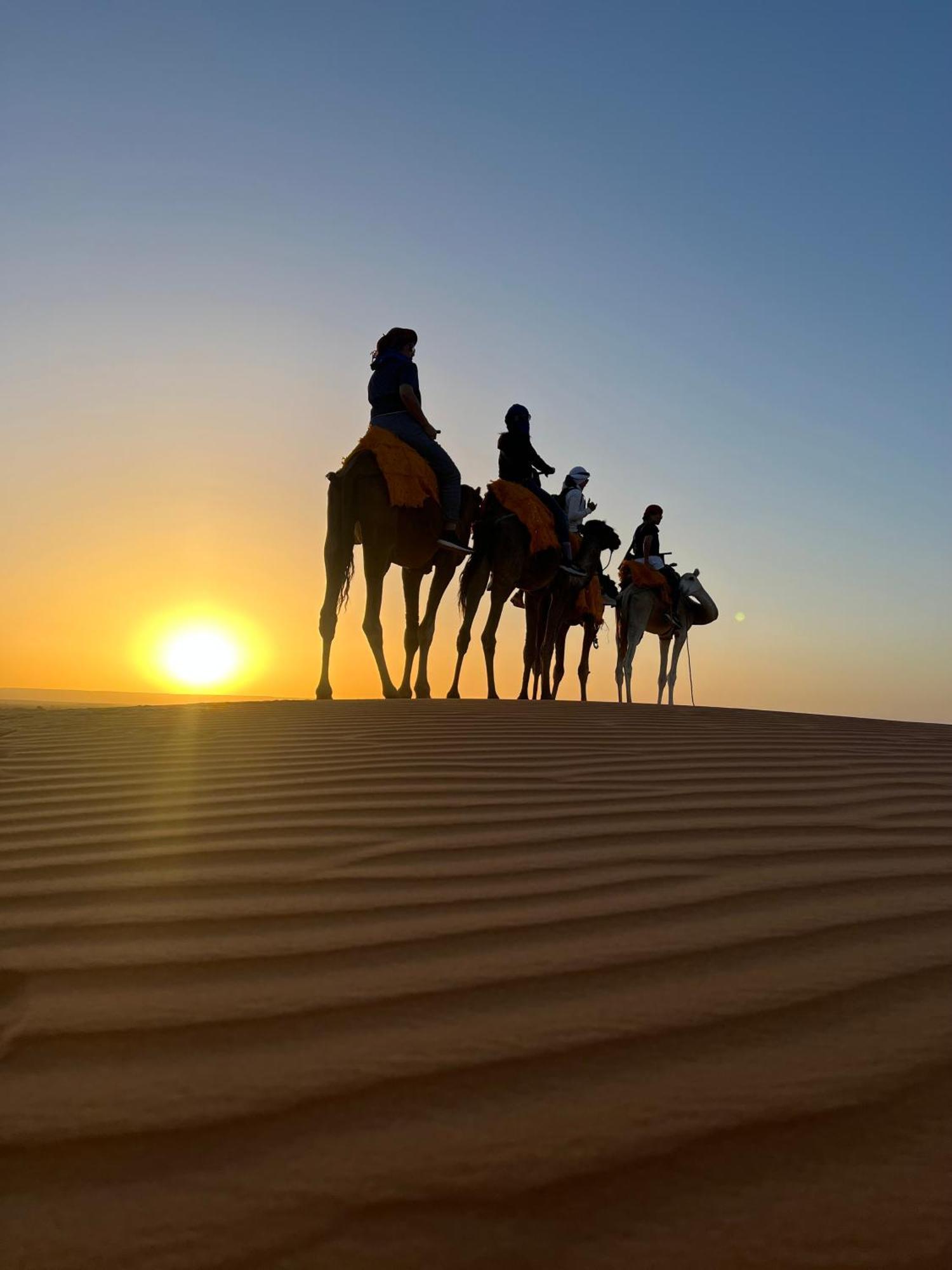 Pueblo Touareg - Private Tents Merzouga Extérieur photo