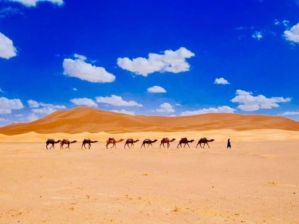 Pueblo Touareg - Private Tents Merzouga Extérieur photo